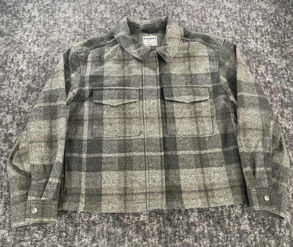 Old Navy Shacket Women’s 2XL Grey Plaid Relaxed Zip Front Cropped Jacket